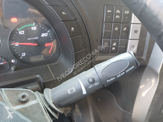 جرار Iveco STRALIS AS440S46T/P