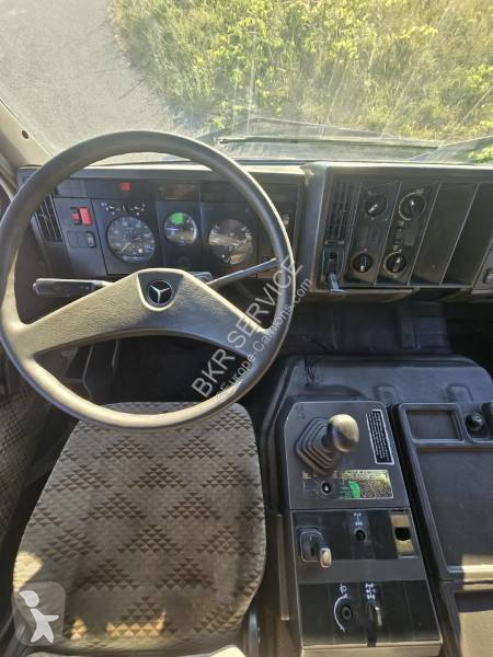 جرار Mercedes
