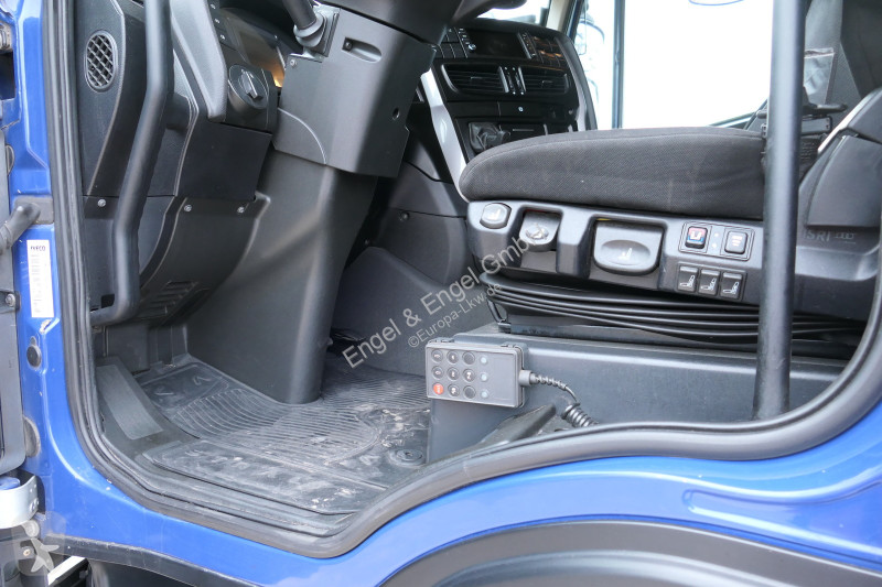 جرار Iveco Stralis AS 440S48 TP KLIMA
