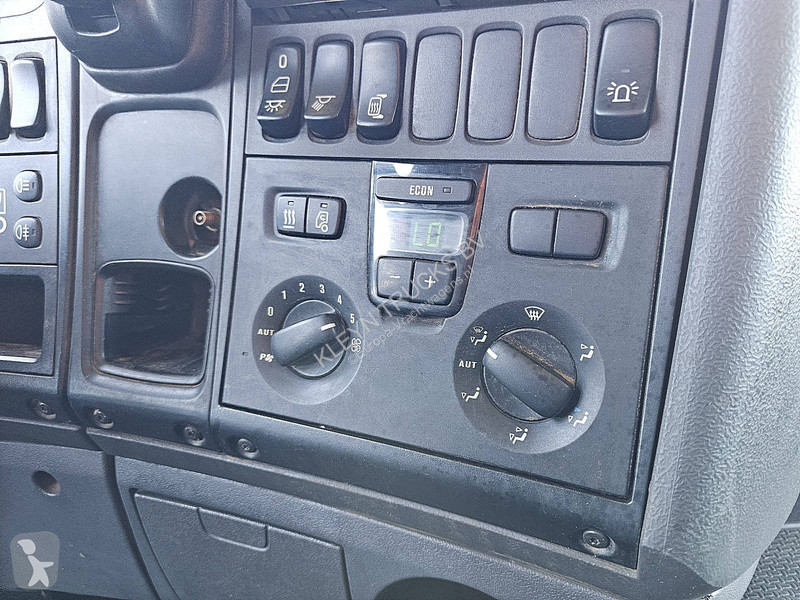 جرار Scania 420