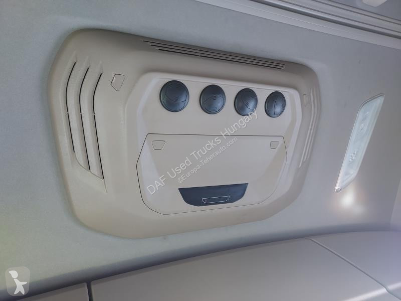 Tratores DAF XFn  FT 4X2