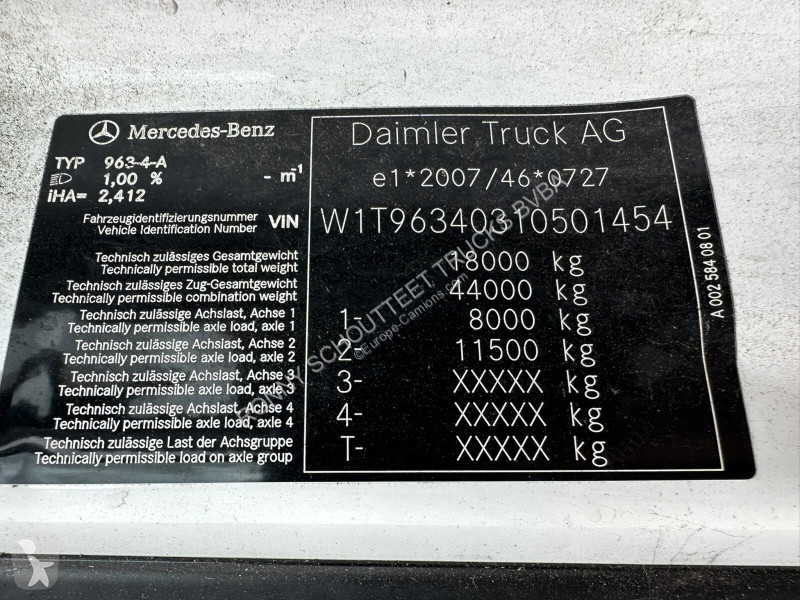 جرار Mercedes Actros 1845 LS 4x2 Actros 1845 LS...