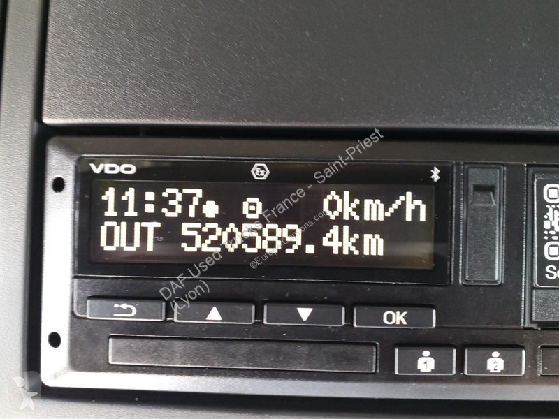 جرار DAF + 530 FT 4X2