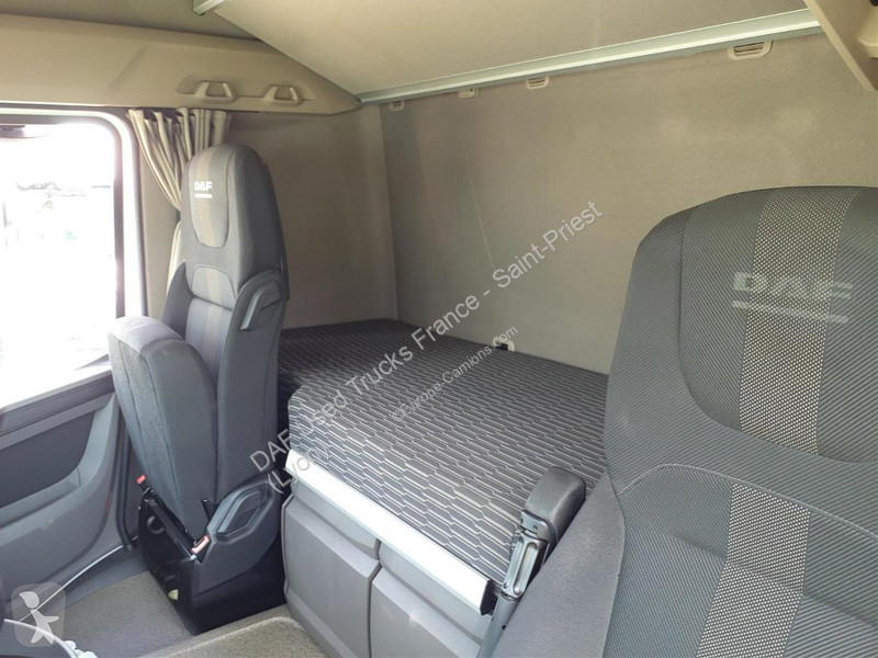 جرار DAF XFn  FT 4X2