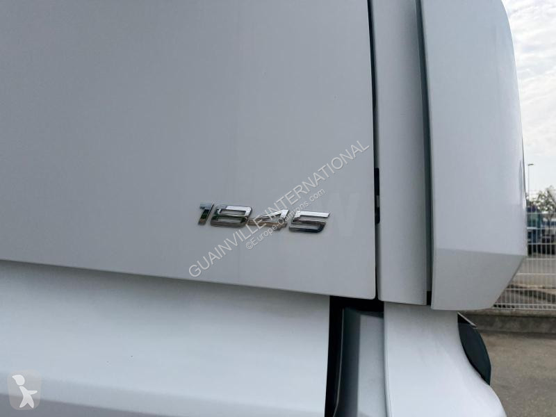 جرار Mercedes 1845