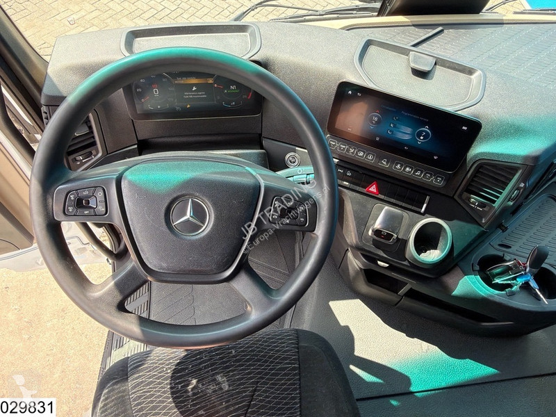 جرار Mercedes 1845 EURO 6d