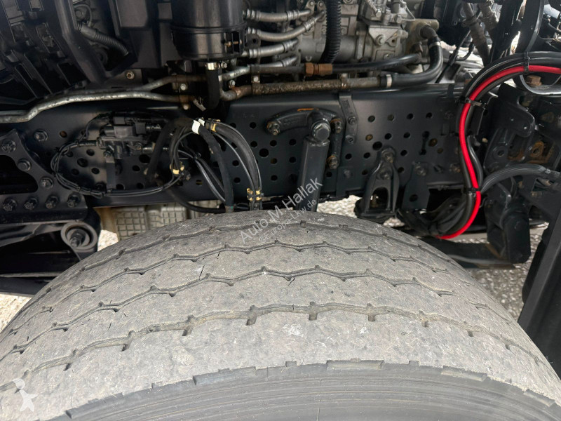 جرار Mercedes 2051 HAD 4x4 Retarder / NEW ENGINE