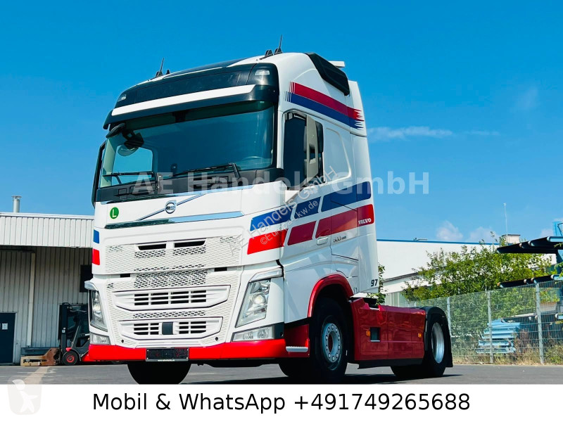 جرار Volvo 500 GlobeXL BL...