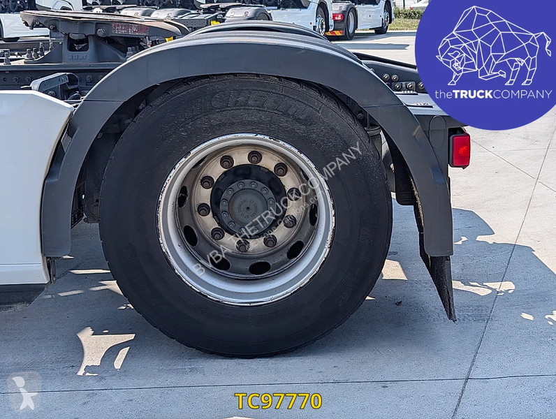 جرار Renault T 460