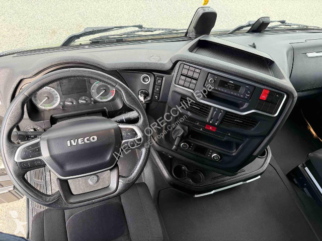 جرار Iveco S-WAY AS440S49T/P