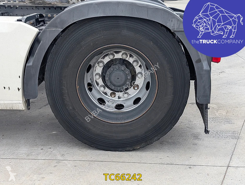 جرار Renault T 520