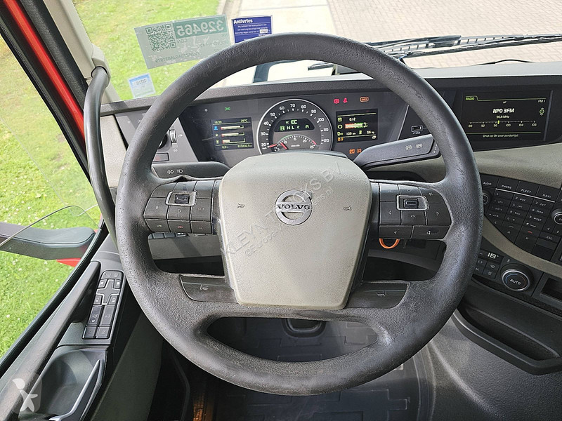 جرار Volvo 420 LNG GAS