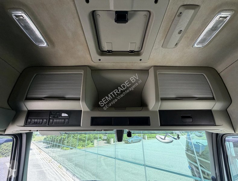 جرار Volvo FM 370 EURO 6 SPOILERS SMART TACHO...