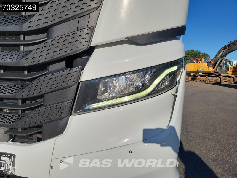Trekker Iveco S-Way 510 4X2 2xTanks Standklima...