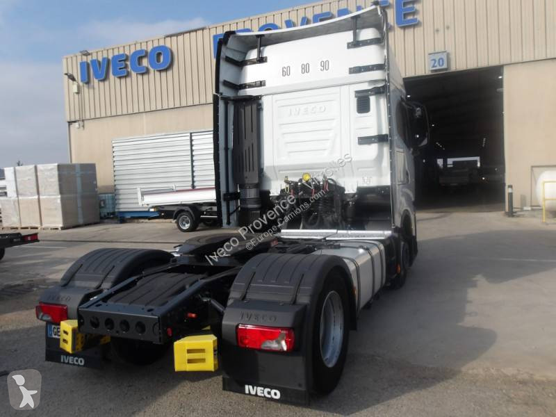 جرار Iveco
