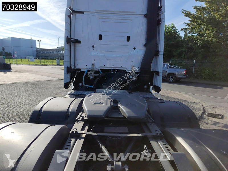 Traktor Mercedes L 2548 4X2 RHD Roofdamage!...