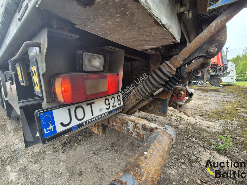 جرار Volvo FM360
