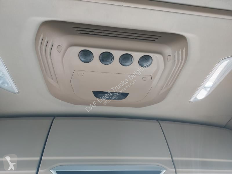 جرار DAF XG  FT 4X2