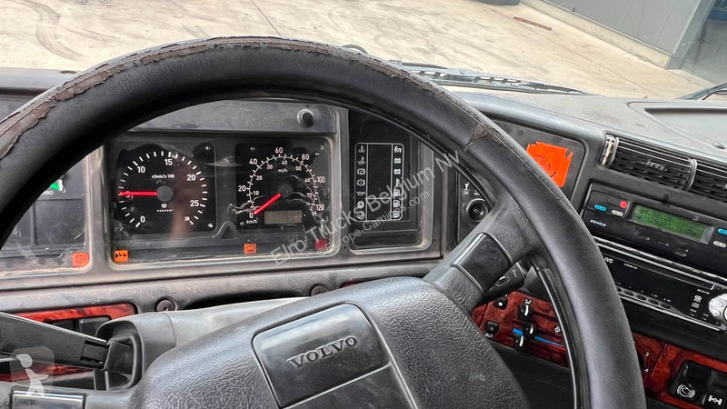 جرار Volvo 12420 (MANUAL GEARBOX / BOITE MANUELLE)