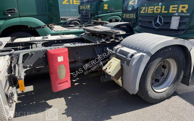 جرار Mercedes