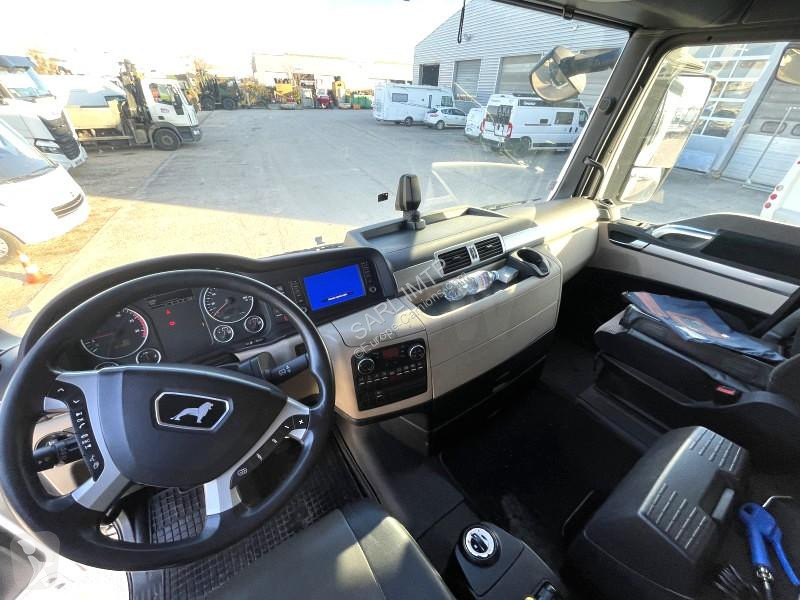 Tracteur MAN 18.500