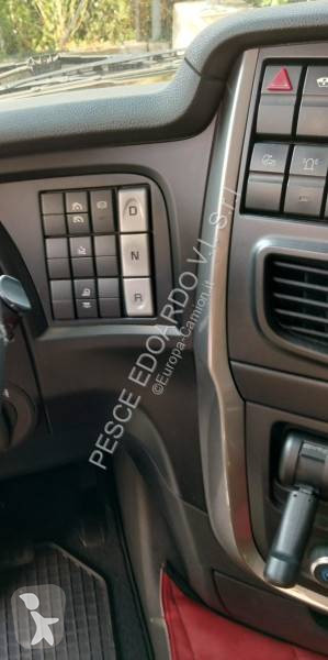 Iveco  tractor unit