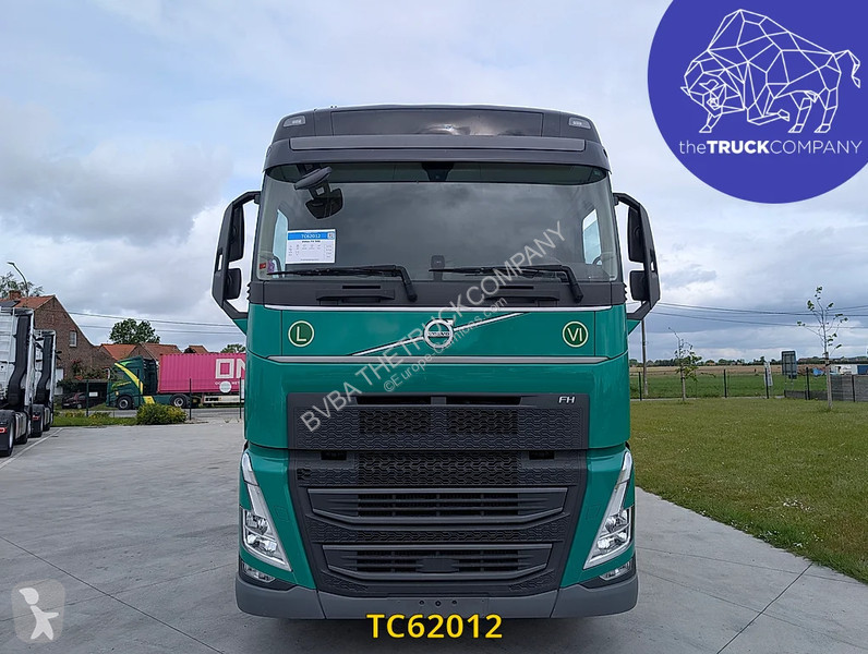 جرار Volvo 500