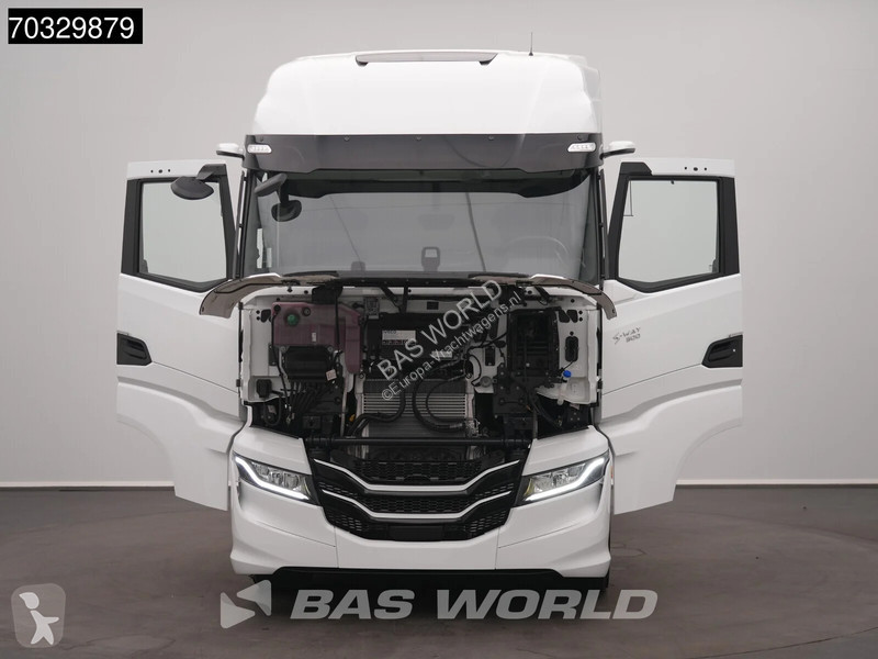 جرار Iveco S-Way 500 4X2 NEW! HPEB Parking...