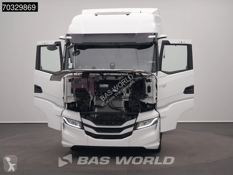 جرار Iveco S-Way 500 4X2 NEW! HPEB ACC 2x beds...