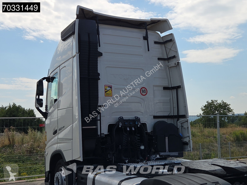 Traktor Volvo FH 460 4X2 Globe Mega XL 2x Tanks...