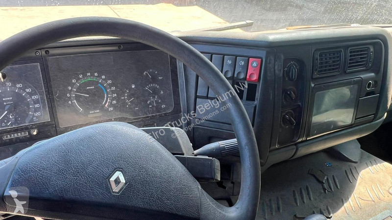 جرار Renault 385 (POMPE MANUELLE / MANUAL PUMP...