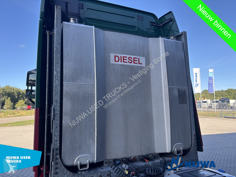 جرار Volvo 500 XL 6x2/4 Retarder + VDS