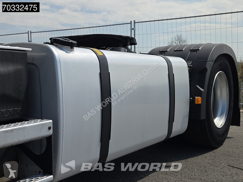 جرار Volvo 500 4X2 Globe 2xTanks I-ParkCool