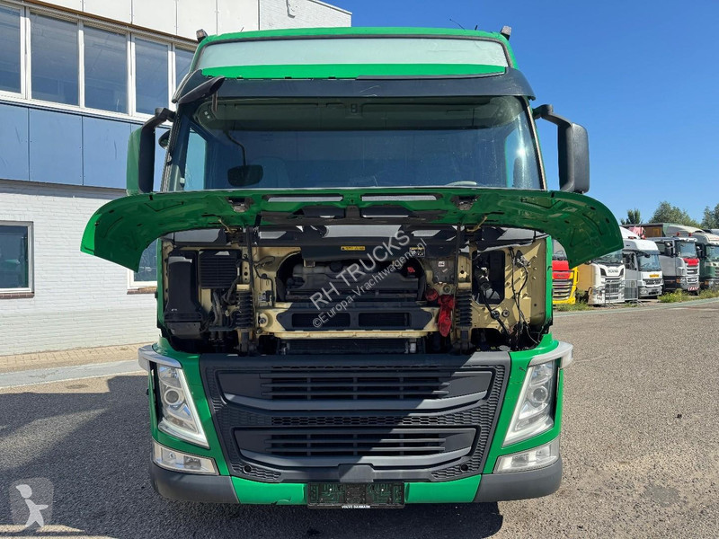 Trattore Stradale Volvo 4X2 EURO 6 + HMF...