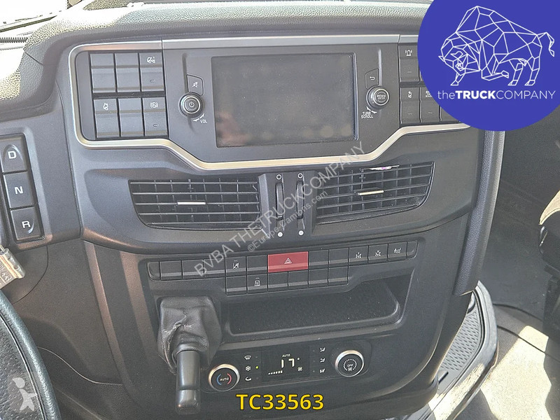 جرار Iveco S-Way 460