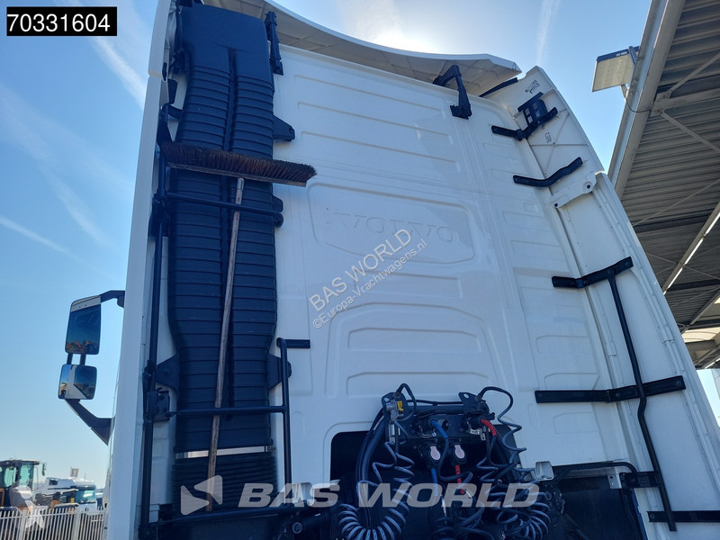 جرار Volvo 500 4X2 XL 2xTanks I-ParkCool Navi ACC