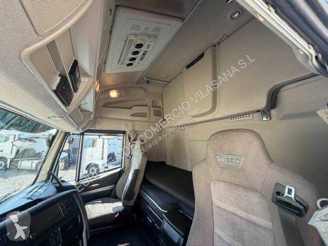 Iveco  tractor unit