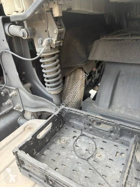 جرار Volvo