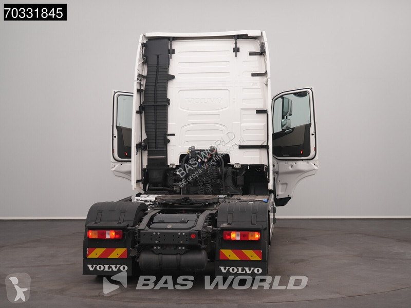 جرار Volvo 500 4X2 XL 2x Tanks Standklima ACC APK