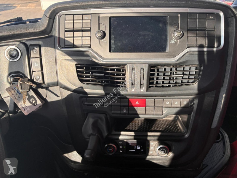 Traktor Iveco  460 AUTOMATICO CON INTARDER