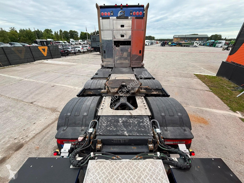 جرار Volvo 750 10x4 GCW 185 ton / GLOBE XL /...