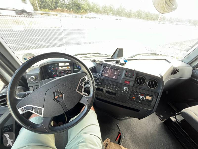 جرار Renault