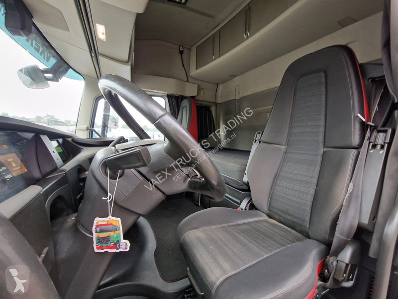 Tahač Volvo 13460 Globetrotter 6x2/4 - Full air...