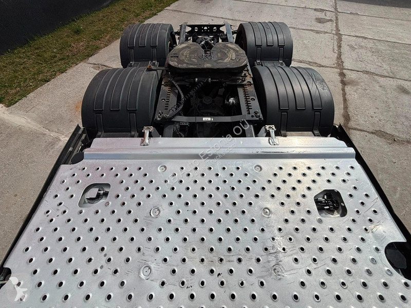 جرار Volvo 500 6x2 GLOBE XL / RETARDER / DOUBLE...