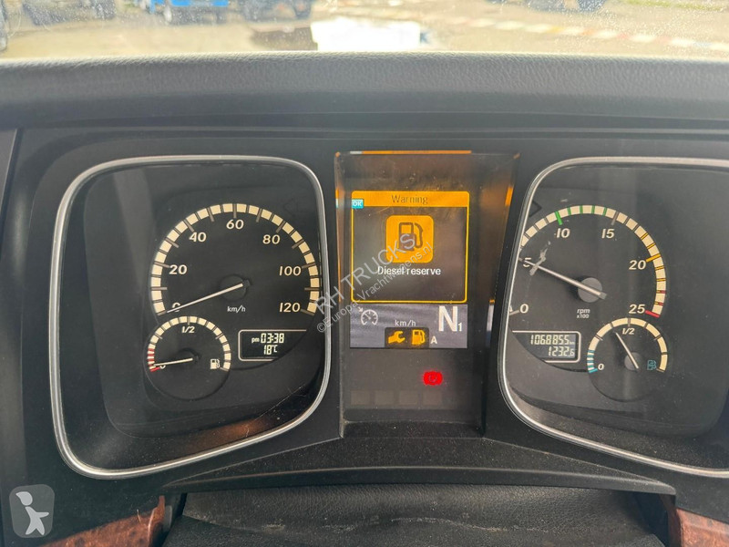 جرار Mercedes ACTROS 1845 4X2 EURO 6 MEGA - RHD