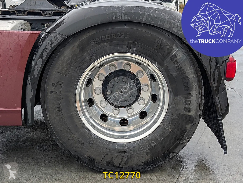 Tracteur DAF 530