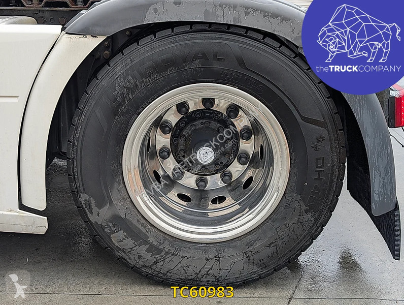 Tracteur Scania 490