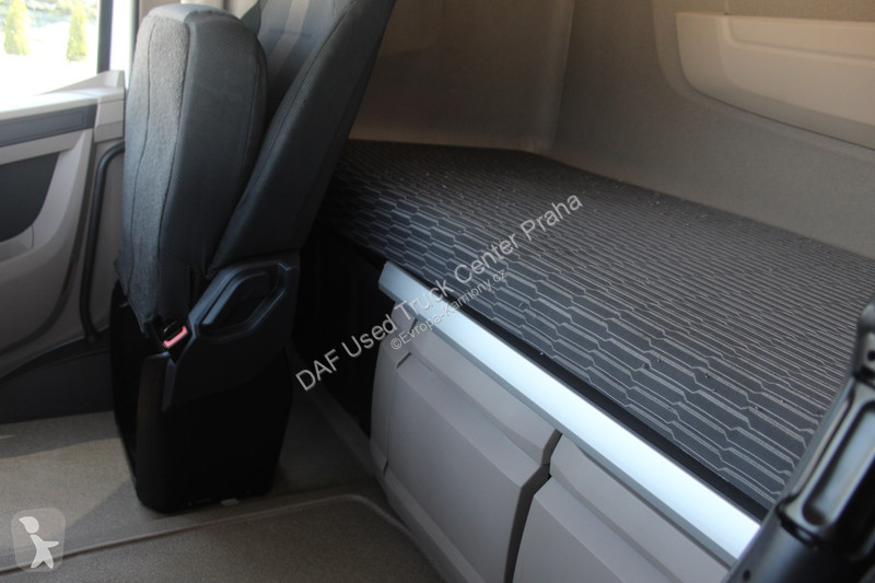 Tratores DAF XG  FT 4X2