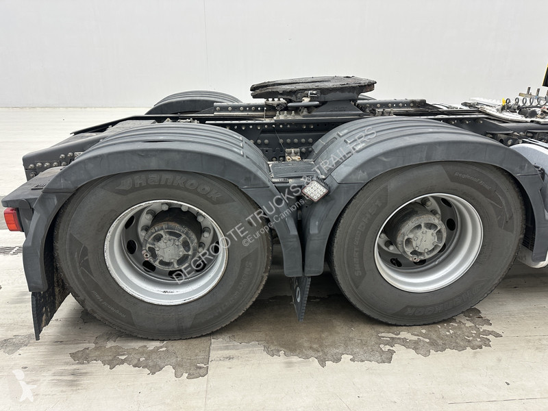Cabeza tractora Volvo 650 - 6x4 - 120TON