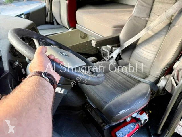 Trekker Volvo 500 Globetrotter / 2 x Tank / Euro6